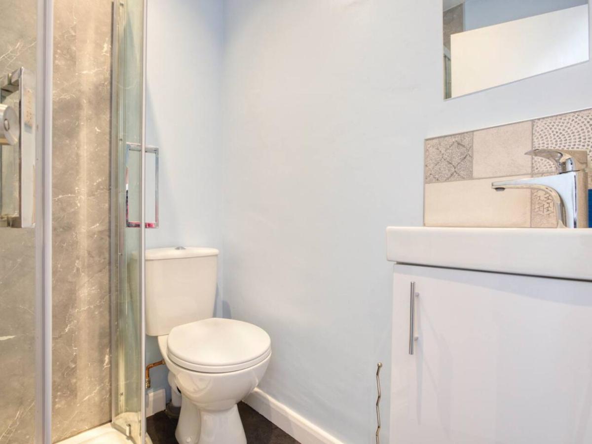 Lovely 2-Bed Apartment Colyton, Nr. Jurassic Coast Bagian luar foto