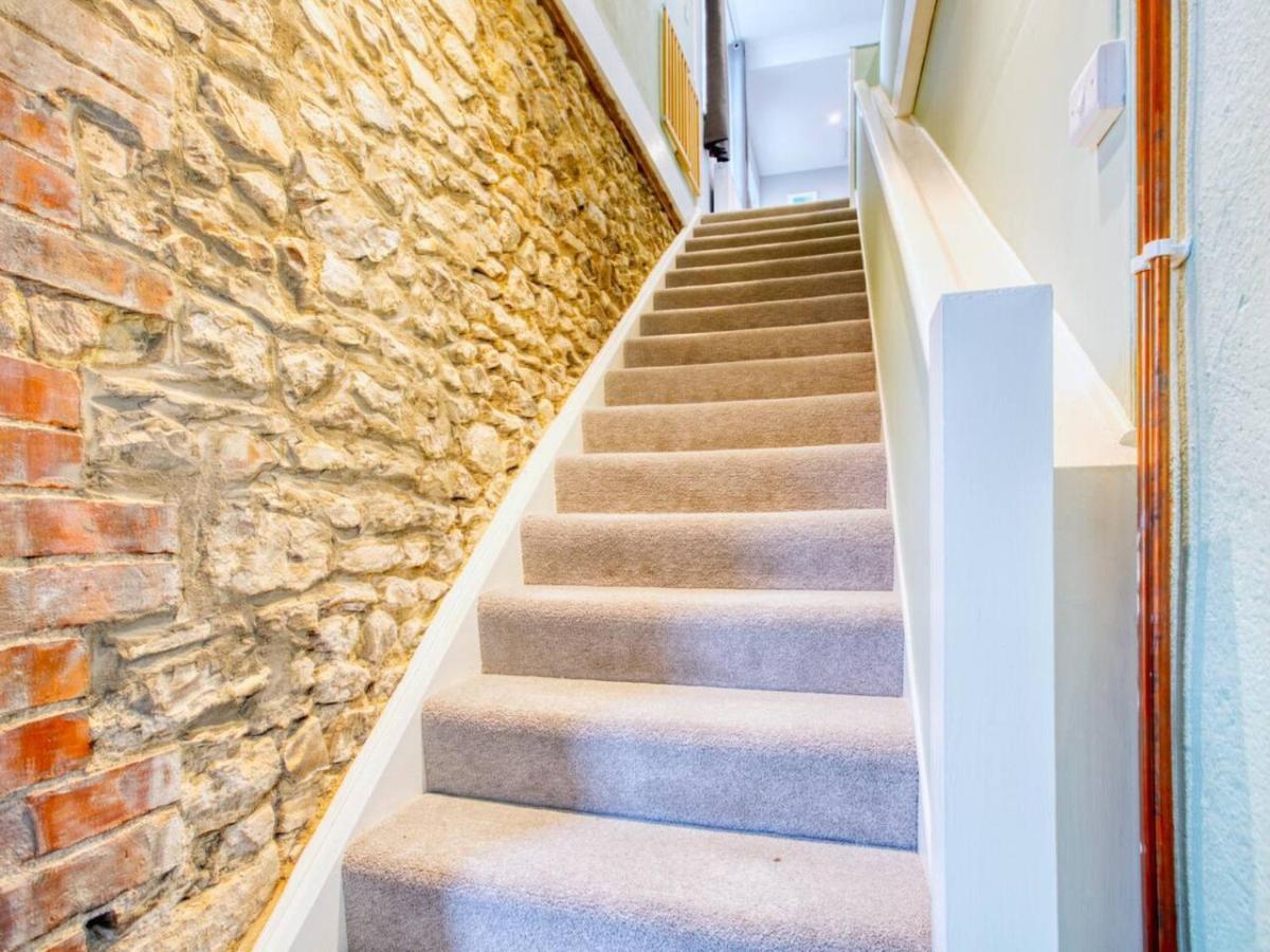 Lovely 2-Bed Apartment Colyton, Nr. Jurassic Coast Bagian luar foto