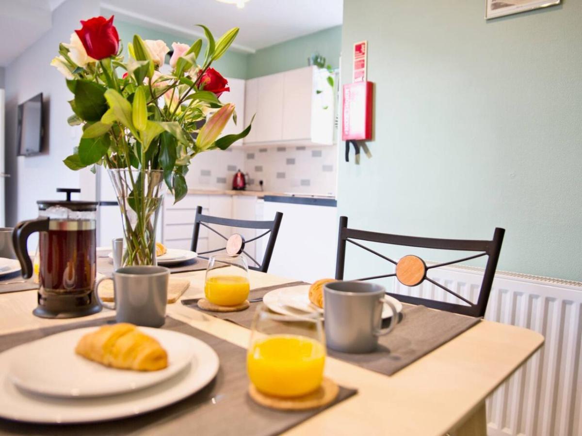 Lovely 2-Bed Apartment Colyton, Nr. Jurassic Coast Bagian luar foto
