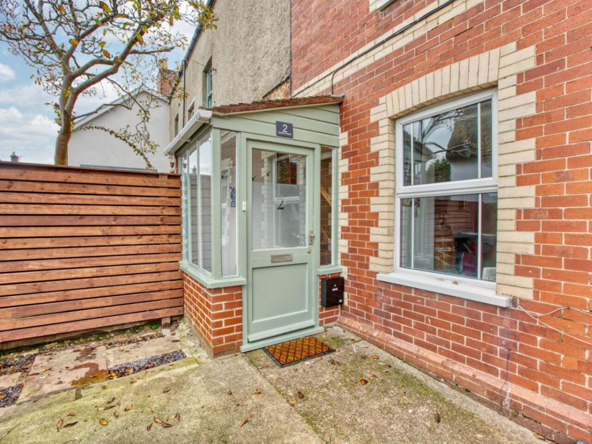 Lovely 2-Bed Apartment Colyton, Nr. Jurassic Coast Bagian luar foto